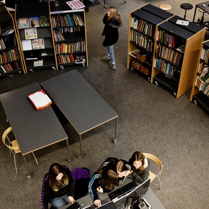 Skolebibliotek. 