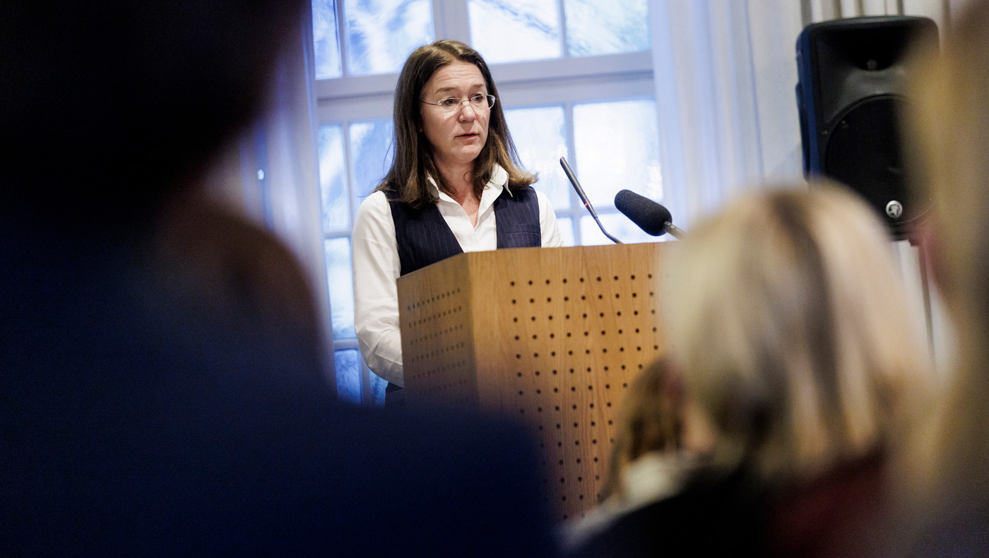 Anine Kierulf taler.